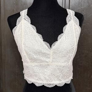 R&B (Rich & Beautiful like you!) White lace bralette - Size XL